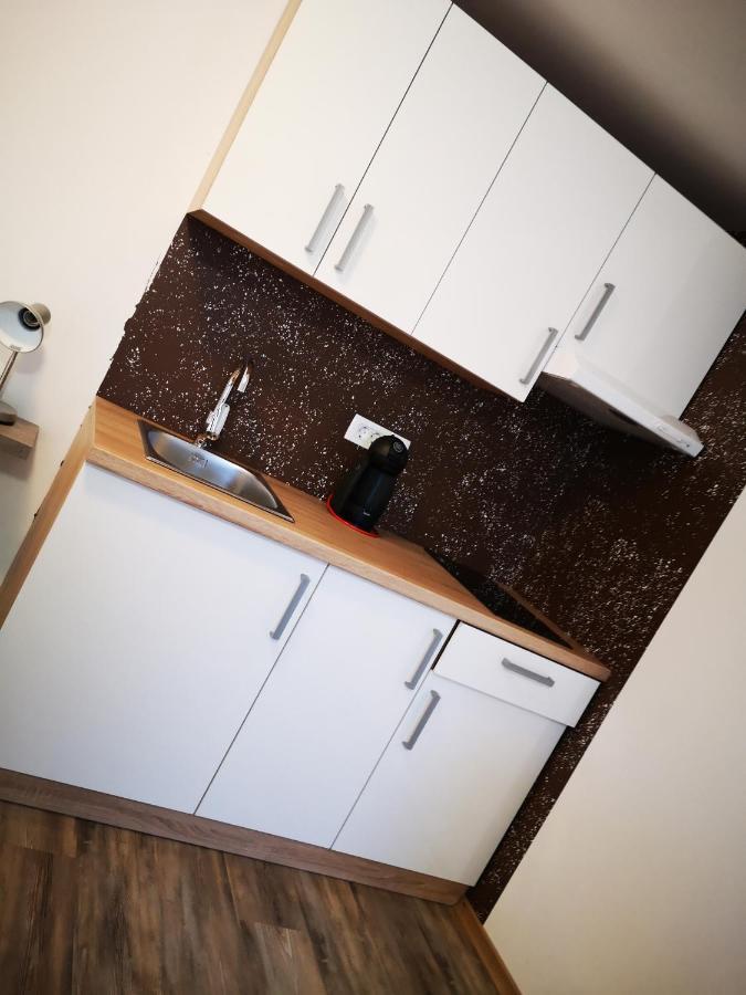 Apartments Ema Подчетртек Екстер'єр фото