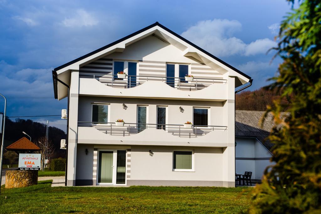 Apartments Ema Подчетртек Екстер'єр фото